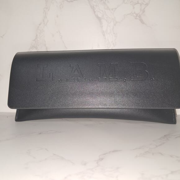 NEW Gwen Stefani L.A.M.B.  Black & Blush Frame / Pink Gradient Lens Sunglasses - Picture 6 of 6